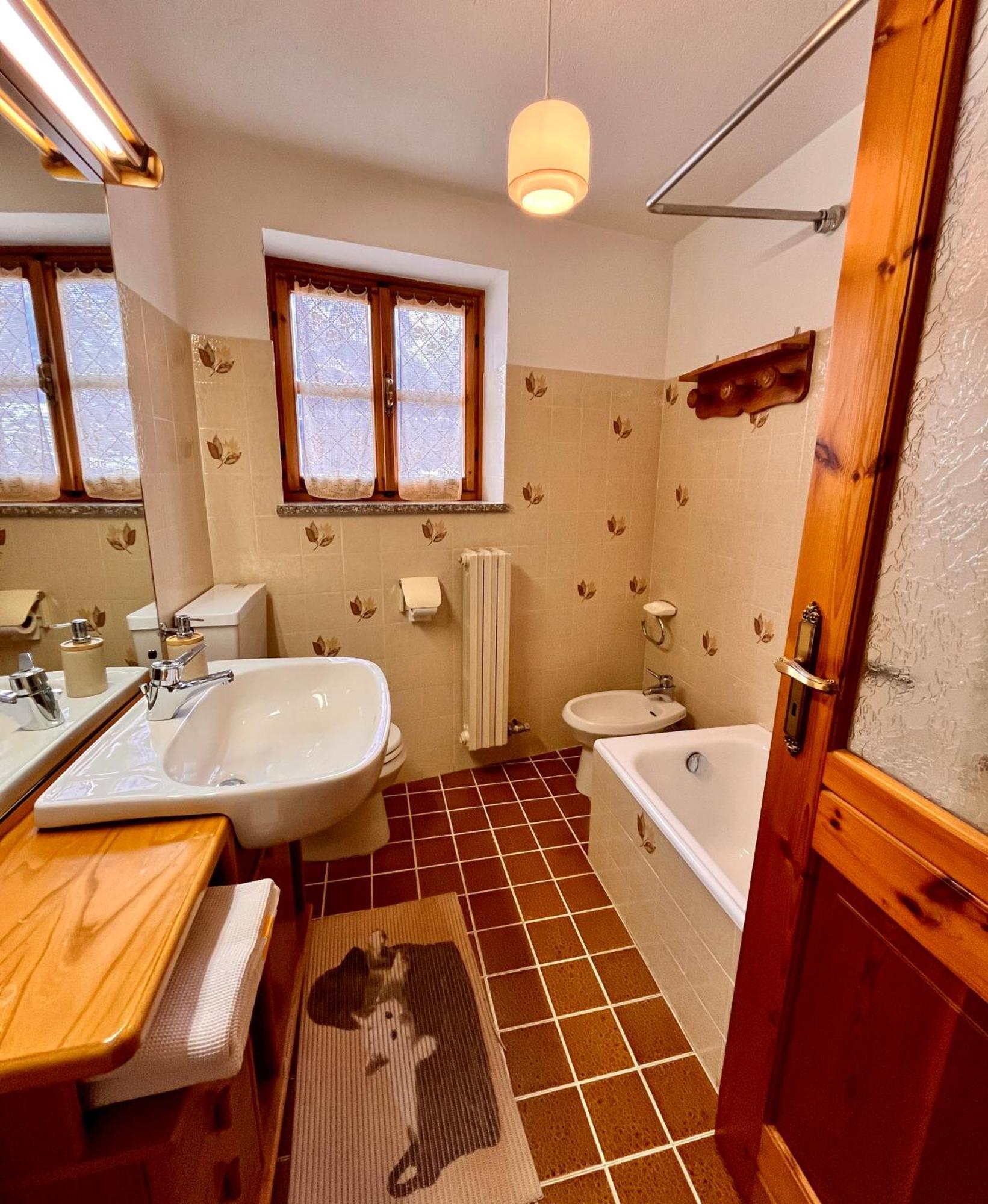 B&B La Mandorla Quart Kültér fotó